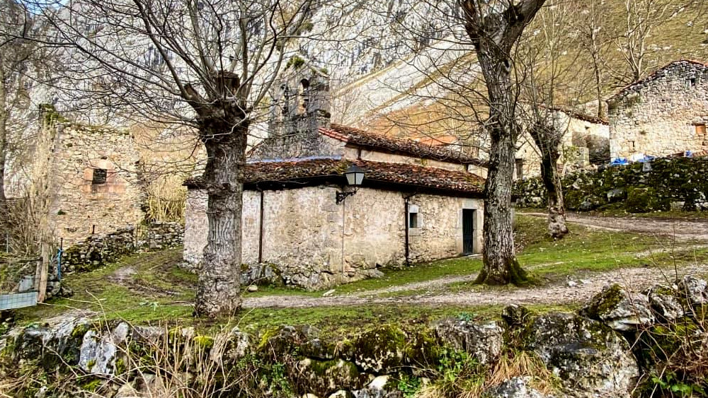 Iglesia de San Martín de Bulnes